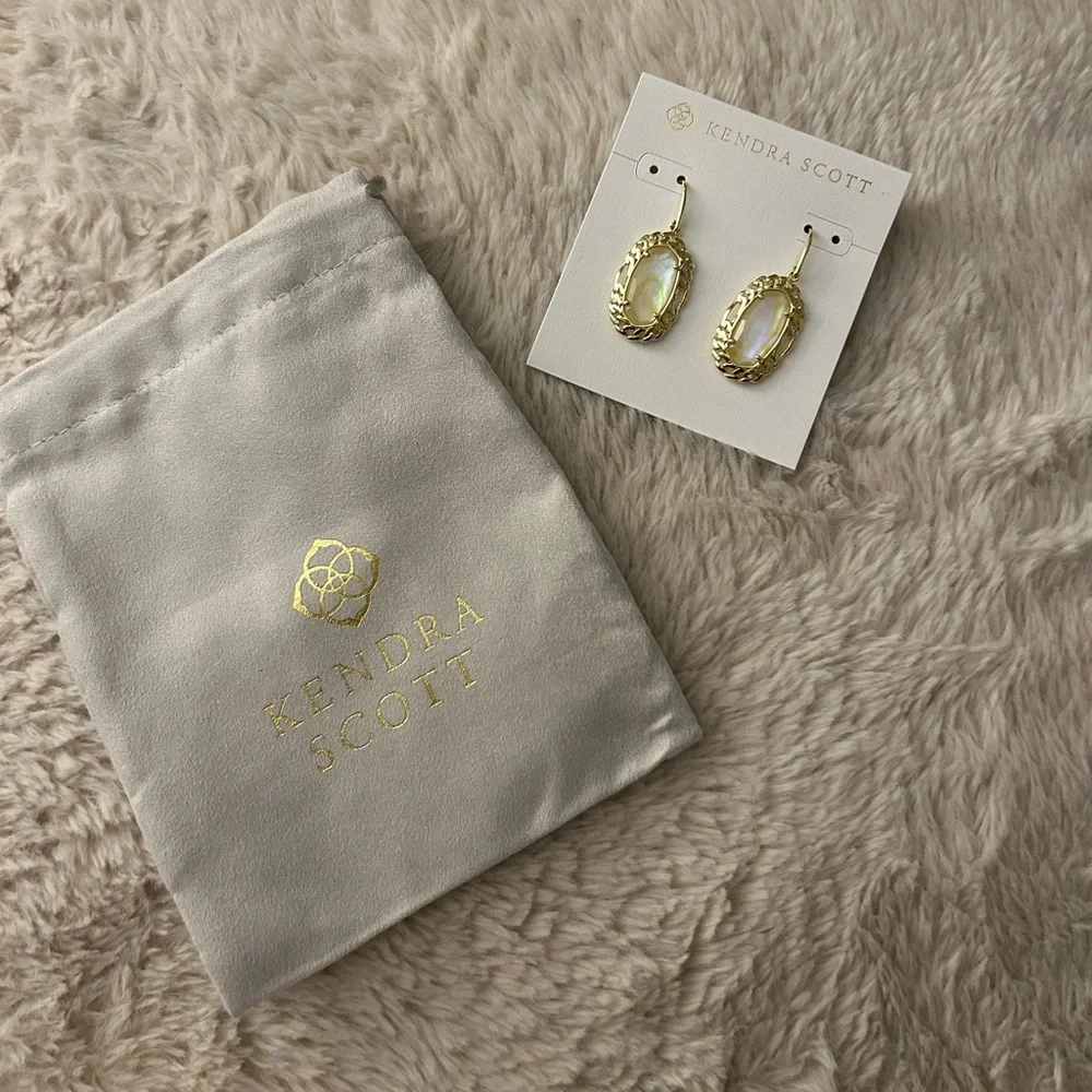 Kendra Scott Gold Dani Figaro Frame Drop Earrings